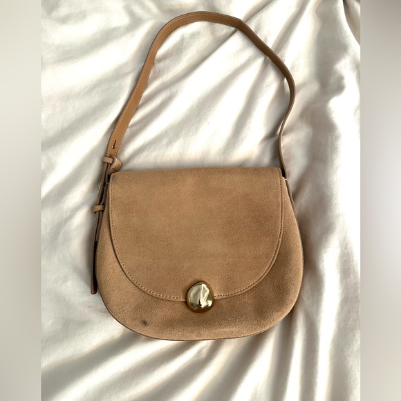 Madewell Dakota Saddle Suede Shoulder Bag in Cumin - Picture 2 of 11